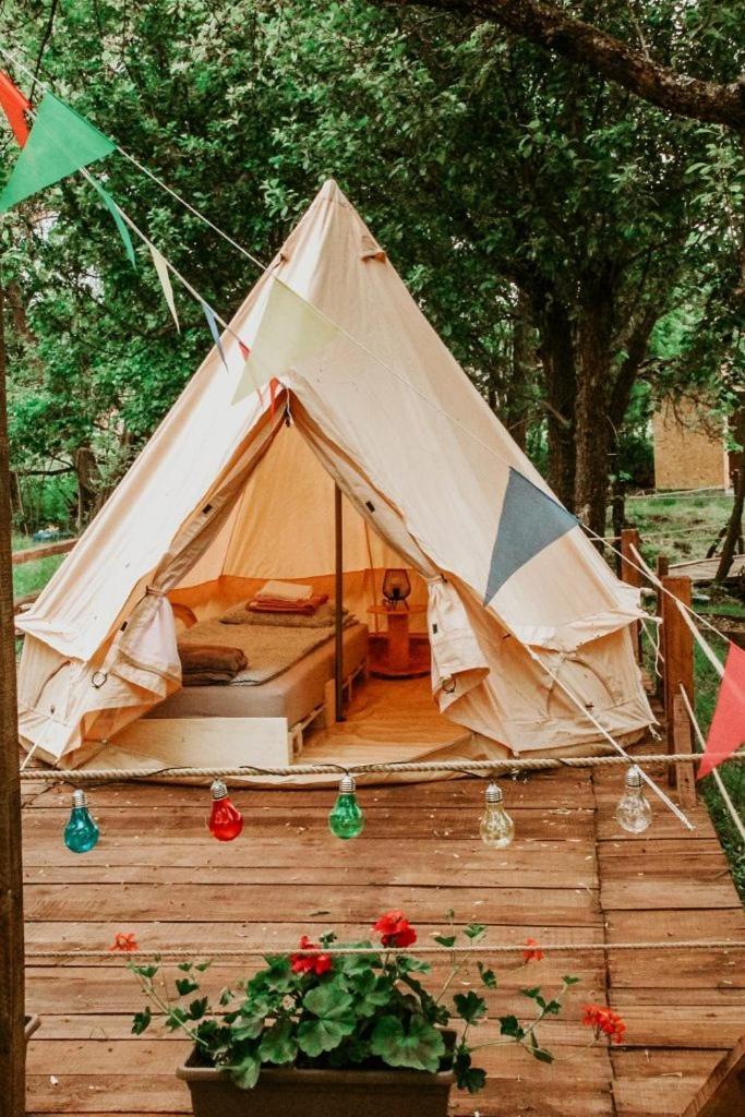 My Lake Glamping Dalnic ภายนอก รูปภาพ